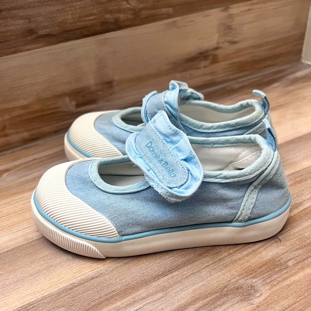 Dave and Bella Toddler Girl Jeans Shoes Size 8/25